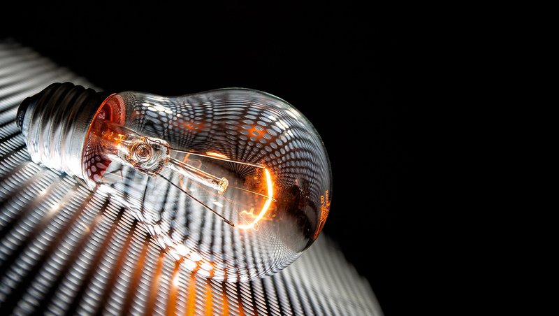 Ignacy Łukasiewicz – człowiek, który rozpalił światło nowoczesności